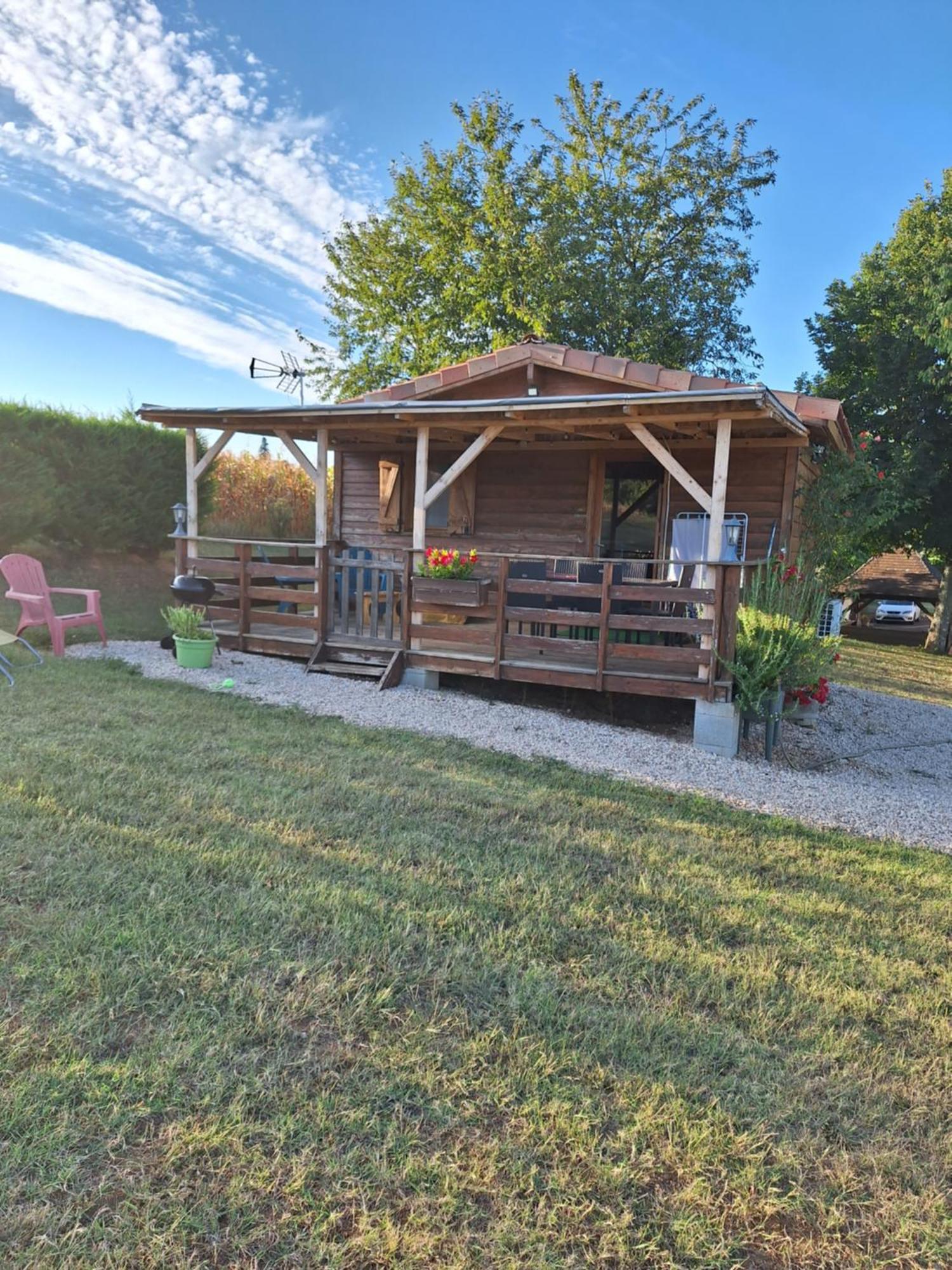 Le Chalet Douillet Saint-Genies Esterno foto
